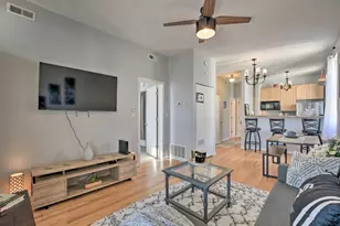 1409 W Superior St, Chicago, IL 60642 - Photo 10
