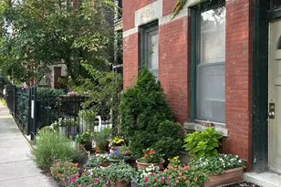 862 N Hermitage Ave, Chicago, IL 60622 - Photo 1