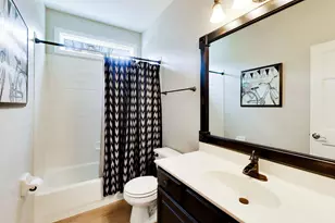 26W363 Torrey Pines Ct, Winfield, IL 60190 - Photo 16