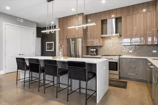 3518 W Wolfram St, Chicago, IL 60618 - Photo 10