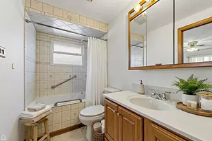 16948 Briargate Dr, Country Club Hills, IL 60478 - Photo 6