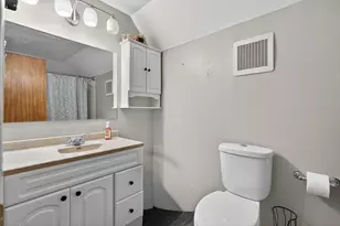 1519 Il Route 251, Steward, IL 60553 - Photo 14