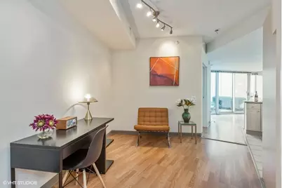 1720 Maple Avenue #409, Evanston, IL 60201 - Photo 2