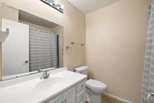 582 Arthur Dr, Cary, IL 60013 - Photo 14