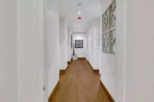 21 N May St, Chicago, IL 60607 - Photo 76