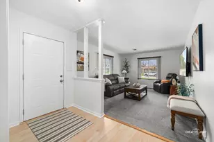 410 S Jackson St, Batavia, IL 60510 - Photo 4