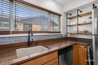 410 S Jackson Street, Batavia, IL 60510 - Photo 8