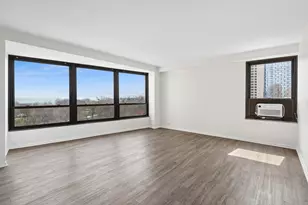 5050 S East End Ave, Chicago, IL 60615 - Photo 2
