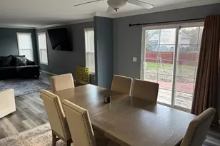 527 Driftwood Ln, Harvard, IL 60033 - Photo 4