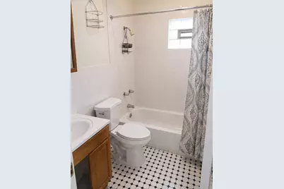12417 S Wentworth Avenue, Chicago, IL 60628 - Photo 18