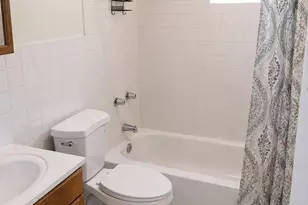 12417 S Wentworth Ave, Chicago, IL 60628 - Photo 18