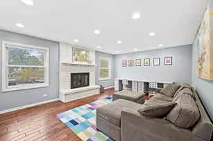 2409 The Strand, Northbrook, IL 60062 - Photo 16