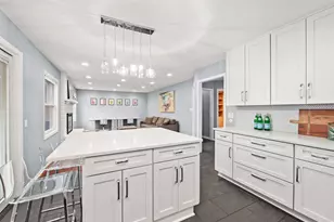 2409 The Strand, Northbrook, IL 60062 - Photo 10