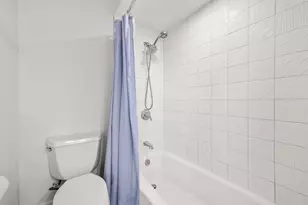 2409 The Strand, Northbrook, IL 60062 - Photo 30
