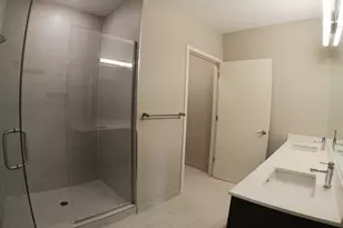 229 Park Ave, Clarendon Hills, IL 60514 - Photo 8