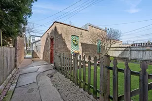 7918 Karlov Ave, Skokie, IL 60076 - Photo 2