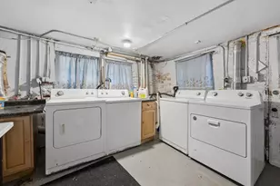 7918 Karlov Ave, Skokie, IL 60076 - Photo 12