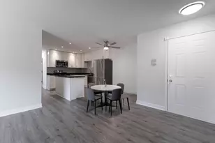 8431 W 99th Terrace, Palos Hills, IL 60465 - Photo 6