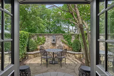 2455 Persimmon Drive, Saint Charles, IL 60174 - Photo 10