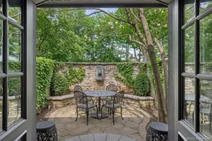2455 Persimmon Dr, Saint Charles, IL 60174 - Photo 10
