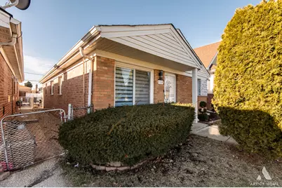 7828 Lotus Avenue, Burbank, IL 60459 - Photo 4