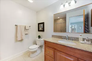 110 Bishop Quarter Ln, Oak Park, IL 60302 - Photo 18
