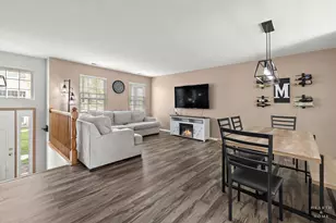 1643 Sandcastle Ln, Pingree Grove, IL 60140 - Photo 4