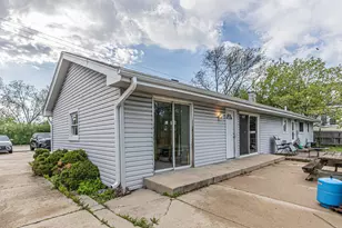 1275 Bloomingdale Rd, Glendale Heights, IL 60139 - Photo 22