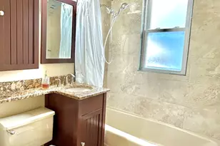 3901 Custer Ave, Lyons, IL 60534 - Photo 10