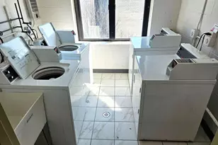 9701 N Dee Rd, Niles, IL 60714 - Photo 14