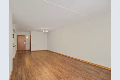 1327 E Washington Street #309, Des Plaines, IL 60016 - Photo 4