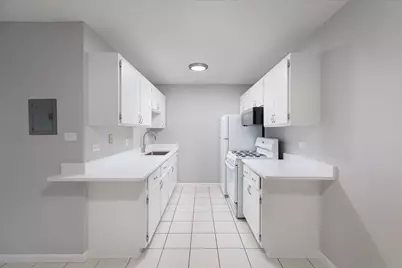 5740 East Avenue #2D, Countryside, IL 60525 - Photo 2