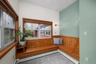 1031 27th St, Moline, IL 61265 - Photo 32