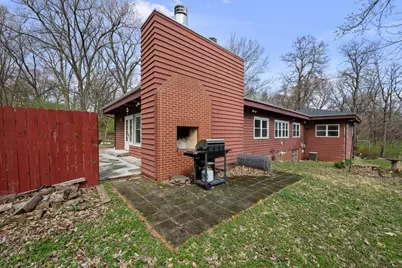 1031 27th Street, Moline, IL 61265 - Photo 10
