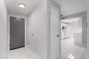 5740 East Ave, Countryside, IL 60525 - Photo 12