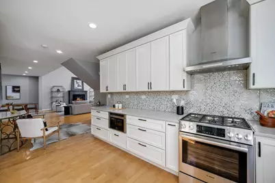 8938 Keeler Avenue, Skokie, IL 60076 - Photo 12