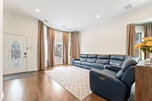 3452 N Newcastle Ave, Chicago, IL 60634 - Photo 4