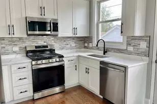 3335 Sunnyside Ave, Brookfield, IL 60513 - Photo 6