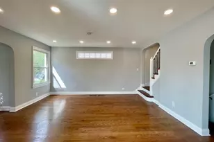 3335 Sunnyside Ave, Brookfield, IL 60513 - Photo 4