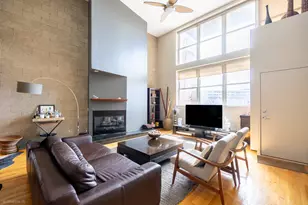 1705 N Clybourn Ave, Chicago, IL 60614 - Photo 2