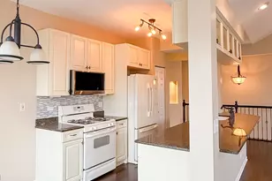 345 Sundown Ct, Wauconda, IL 60084 - Photo 10