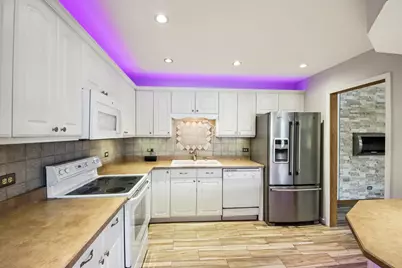 527 W Eastman Street #2C, Arlington Heights, IL 60005 - Photo 12