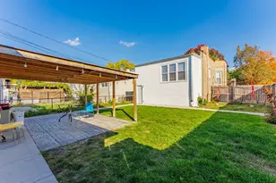 1346 S 56th Ct, Cicero, IL 60804 - Photo 20