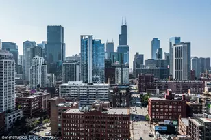 757 N Orleans St, Chicago, IL 60654 - Photo 12