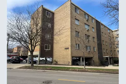7320 N Rogers Avenue #215, Chicago, IL 60626 - Photo 1