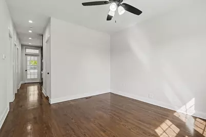 2638 N New England Avenue, Chicago, IL 60707 - Photo 4