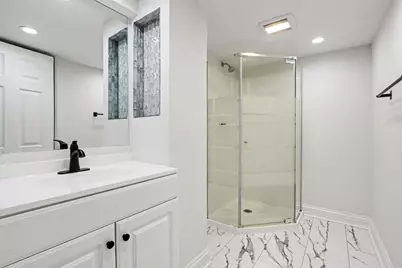 2638 N New England Avenue, Chicago, IL 60707 - Photo 20