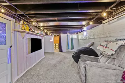 334 W School Street W, Villa Park, IL 60181 - Photo 16