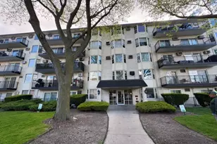 5506 Lincoln Ave, Morton Grove, IL 60053 - Photo 1