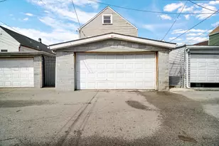 2631 S Sawyer Ave, Chicago, IL 60623 - Photo 16